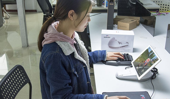 用时不到一个半月！《荒野行动》创游戏注册用户最快破亿记录 新生代 榜首 半月 年末 4k 合作 网易 行动 荒野行动 荒野 新闻资讯  第6张