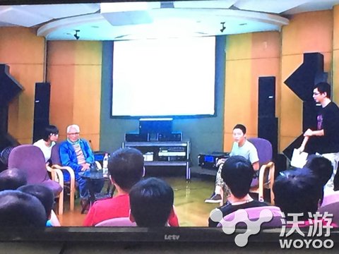 奥特曼粉丝盛会 奥特曼初代扮演者现身上海 活跃 趣味 人物 手办 小人 人间 初代奥特曼 粉丝 特曼 奥特曼 新闻资讯  第1张
