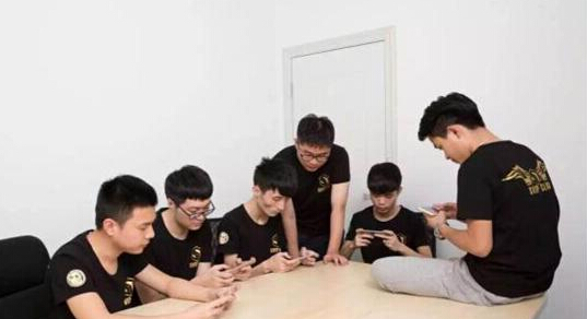 王者荣耀KPL：休赛期风云动荡,创始人零度离开sViper  新闻资讯  第2张