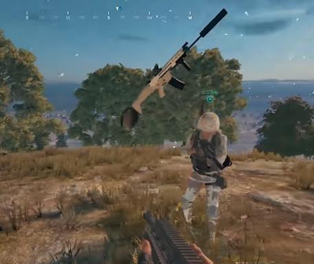 绝地求生国外主播遇见隐身外挂！这个挂比路飞挂还变态十倍 多说 子弹 遇见 变态 路飞 隐身 国外 平底锅 两人 外挂 新闻资讯  第3张