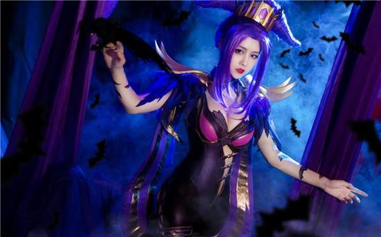 王者荣耀芈月COS：蜂腰猿背胸大腿长吸睛！ cos 蜂腰 王者荣耀 王者荣耀芈月 芈月 新闻资讯  第2张