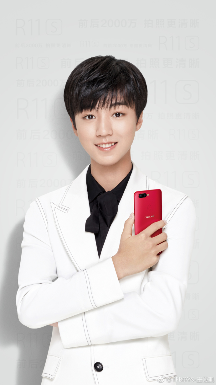 杨洋、Tfboys为oppoR11s代言 将在11月2日发布 国产 同款 打call 海报 策略 红色 明星 代言 1s ppo 新闻资讯  第3张