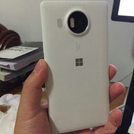 国行win10旗舰新机Lumia950/XL真机实拍抢先看 lumia 微软win10 lumia950 微软 国行 win1 win10 a9 umi mia 新闻资讯  第1张