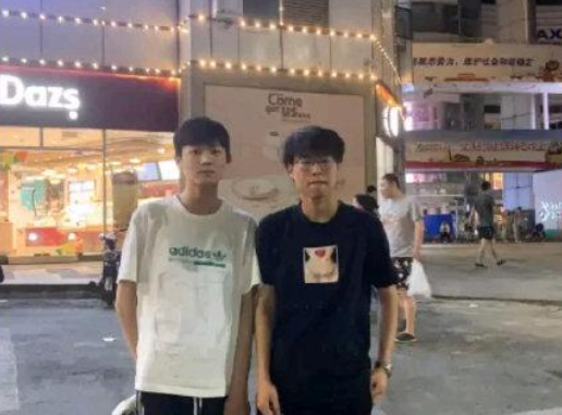 抖音做人不能太乐言是什么梗 是指 小丑 和包 粉丝 昔日 小乐 音乐 body 讽刺 抖音 新闻资讯  第3张